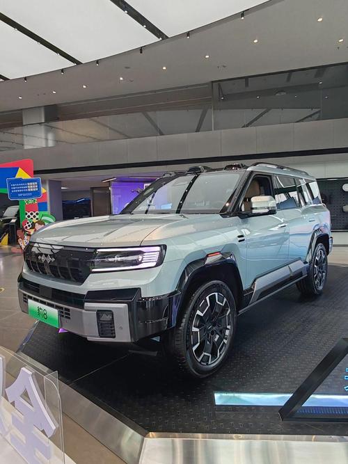 深圳龙岗区缘创超企业管理咨询比亚迪方程豹硬派越野的爆款，英菲尼迪35周年与你共成长